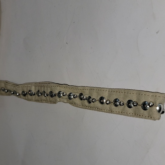 CHARLIE PAIGE BEAD & SEQUIN EMBELLISHED WRISTLET - Picture 10 of 11